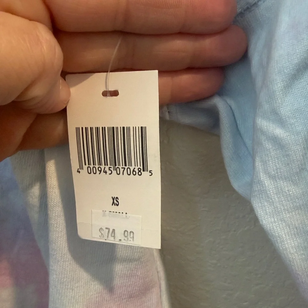 NWTS Official Disney Spirit Jersey Grogu - Picture 4 of 6